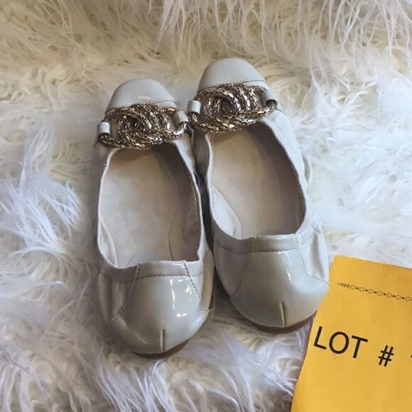 Ballerina type flats in size 8 by NINE WEST - Picture 5 of 14